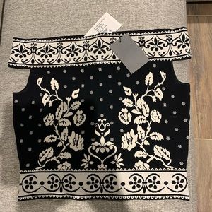 Alexander McQueen off shoulder top in black and white print
